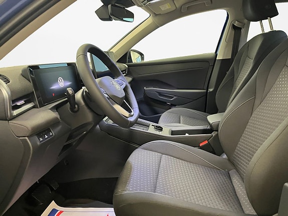 Volkswagen T-Roc 5 of 15