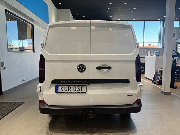 Volkswagen Transporter 6 of 16