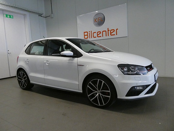 Volkswagen Polo 5 of 5