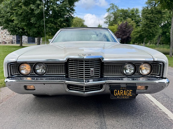 Ford LTD 3 of 5