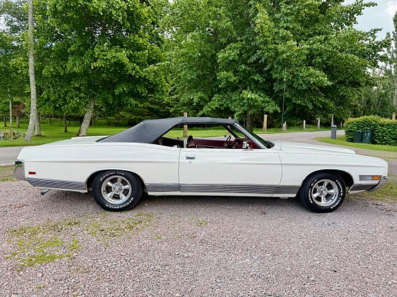 Ford LTD 26 of 29