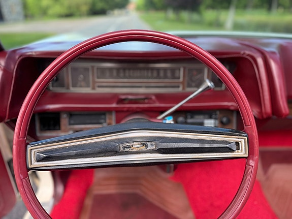 Ford LTD 17 of 29