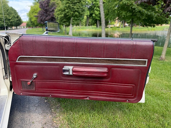 Ford LTD 18 of 29