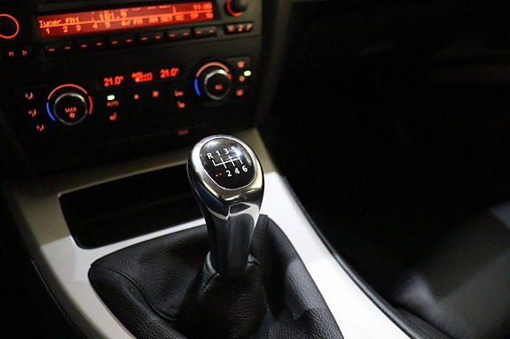 BMW 320 18 of 23