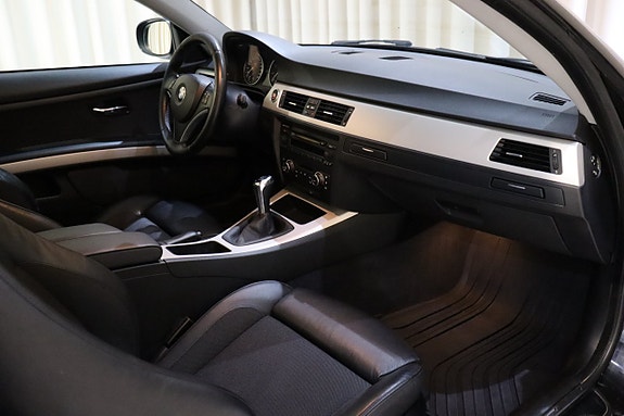 BMW 320 21 of 23