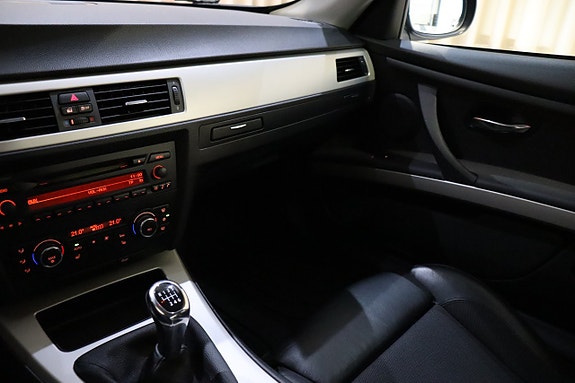 BMW 320 20 of 23