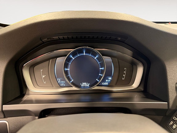 Volvo V60 12 of 23