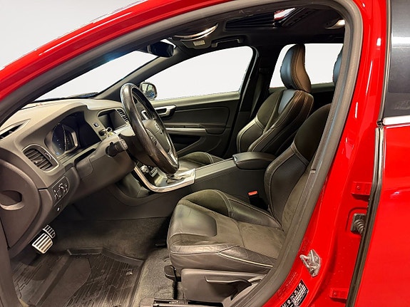 Volvo V60 9 of 23