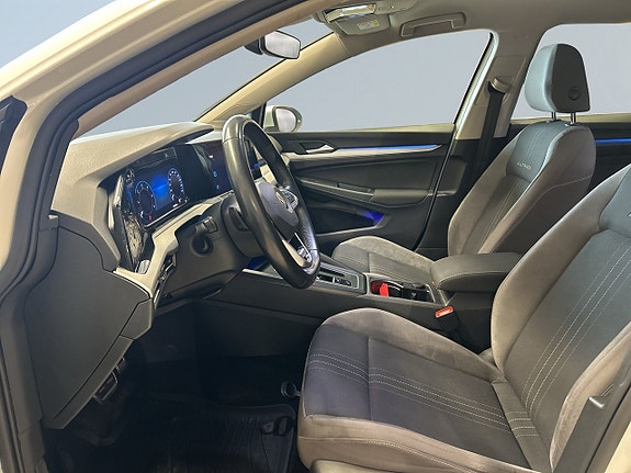 Volkswagen Golf Alltrack 7 of 19
