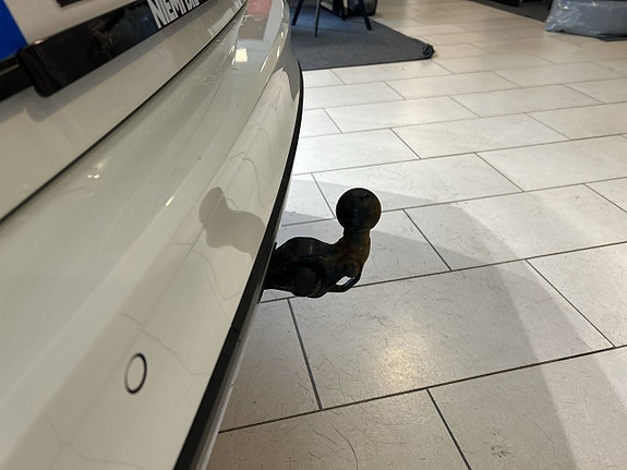 Volkswagen Golf Alltrack 17 of 19