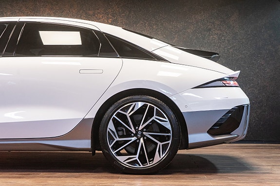 Hyundai Ioniq 6 9 of 29