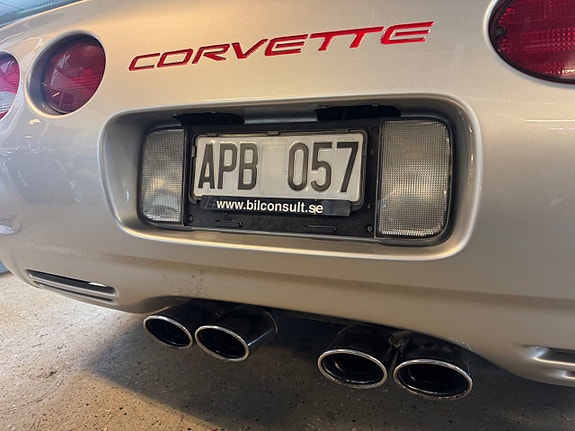 Chevrolet Corvette 9 of 30