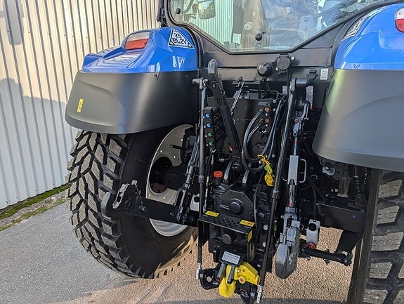 New Holland T5.110 AC, Frontlyft Omg. lev! 5 of 9