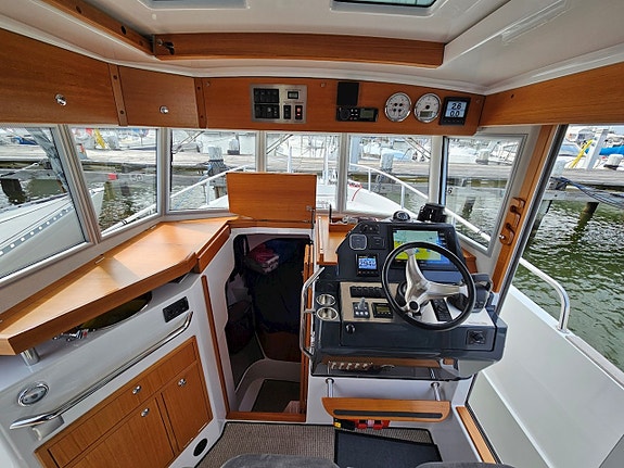 Sargo 28 2 of 7