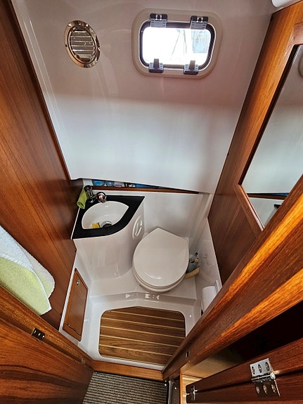 Sargo 28 5 of 7