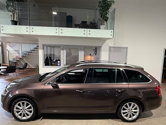 Skoda Octavia 5 of 5