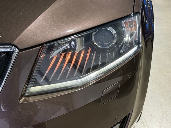 Skoda Octavia 18 of 28