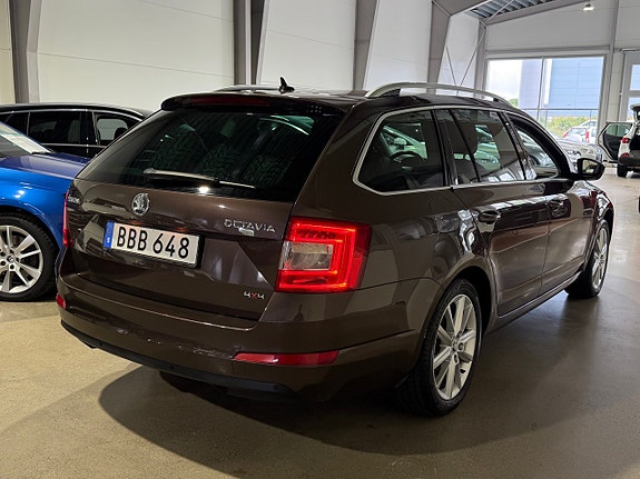 Skoda Octavia 9 of 28