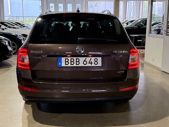 Skoda Octavia 7 of 28