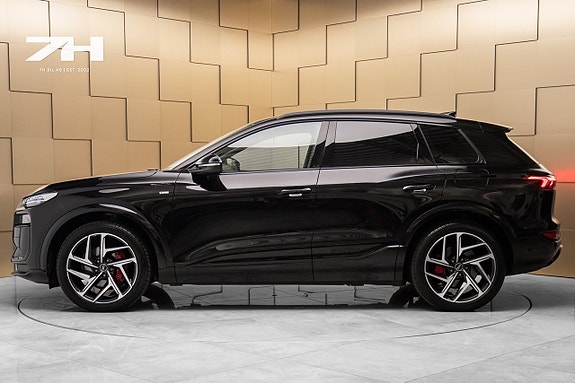Audi Q6 e-tron 2 of 5