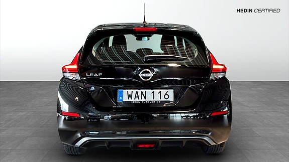 Nissan Leaf 7 of 9