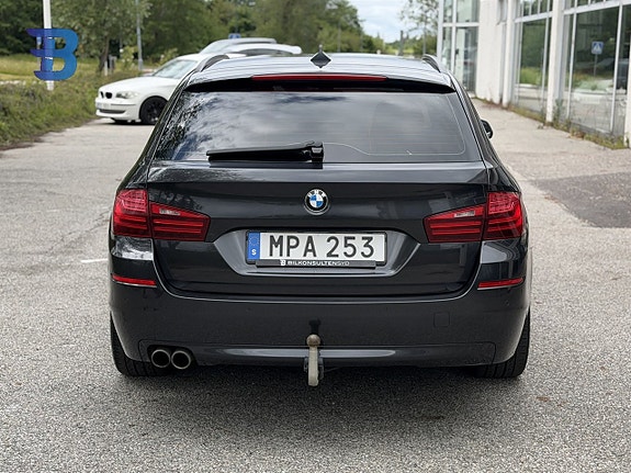 BMW 520 17 of 18