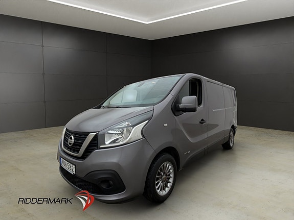 Nissan NV300 3 of 30