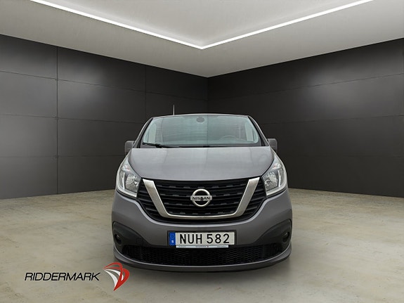 Nissan NV300 5 of 30