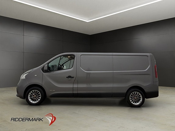 Nissan NV300 6 of 30