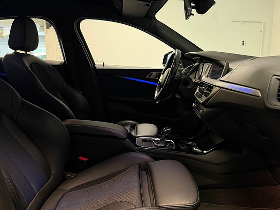 BMW 118i 17 of 29