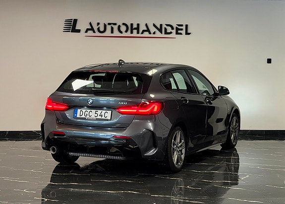 BMW 118i 6 of 29