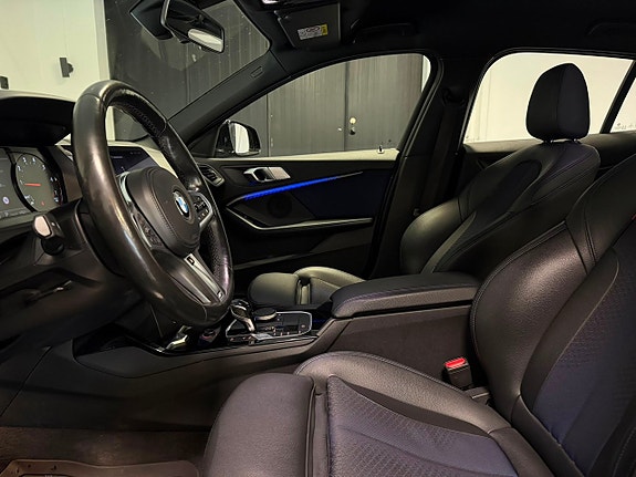 BMW 118i 7 of 29