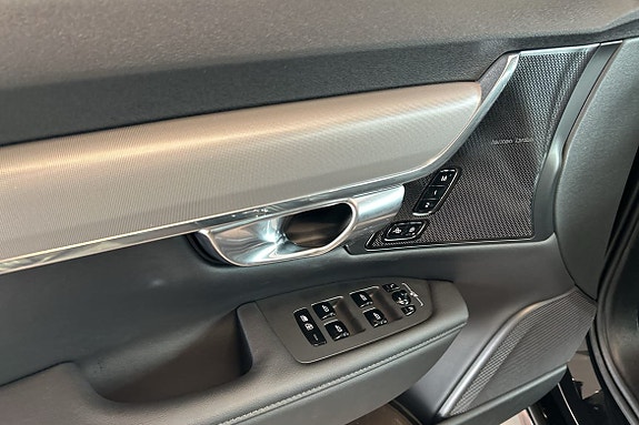 Volvo V90 28 of 30