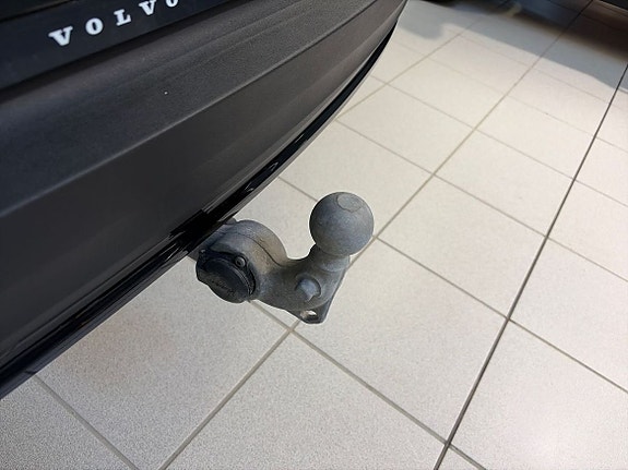 Volvo EX40 12 of 16