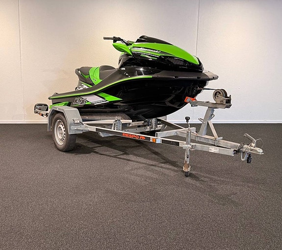 Kawasaki Ultra 310R 2017 – Svensksåld, 190 timmar & trailer