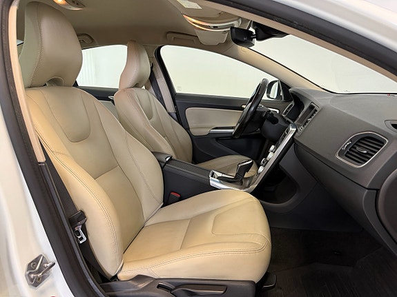 Volvo S60 9 of 13