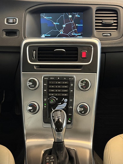Volvo S60 11 of 13