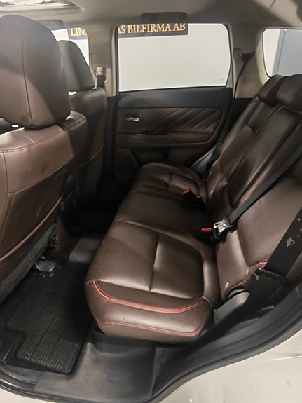 Mitsubishi Outlander 10 of 23