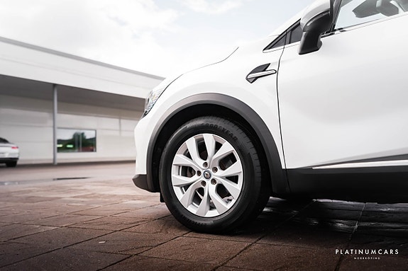 Renault Captur 13 of 13