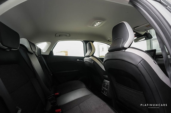Renault Captur 7 of 13