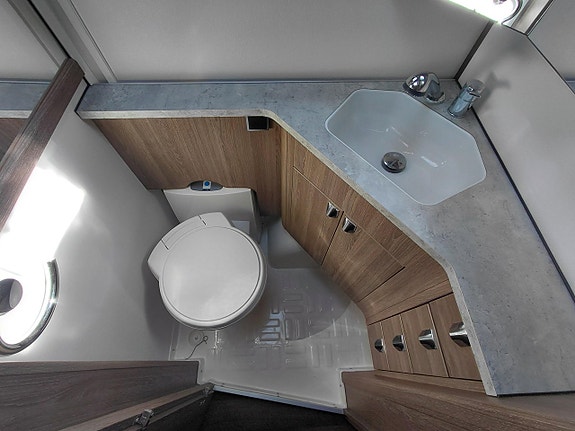 Kabe Royal 630 GLE KS 16 of 16