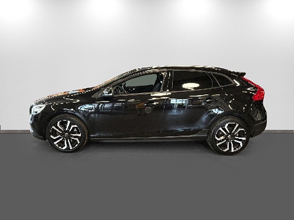 Volvo V40 Cross Country 4 of 5