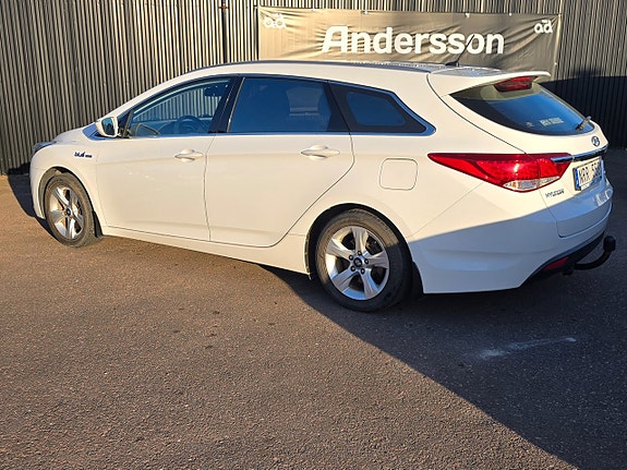 Hyundai i40 4 of 5