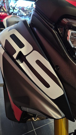 Ducati Multistrada V4 RS 10 of 14