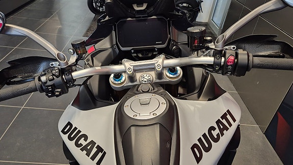 Ducati Multistrada V4 RS 5 of 5