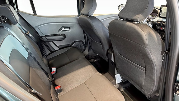 Dacia Sandero 5 of 5