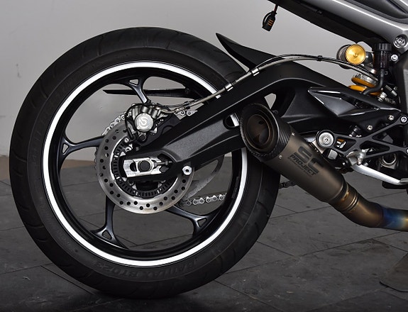 Triumph Triple Street RS Slip on/  Folierad i british racing green/ Fint skick 11 of 18