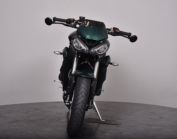 Triumph Triple Street RS Slip on/  Folierad i british racing green/ Fint skick 2 of 18