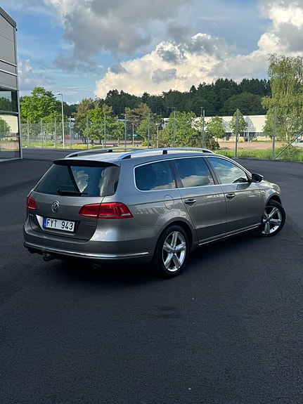 Volkswagen Passat 4 of 5