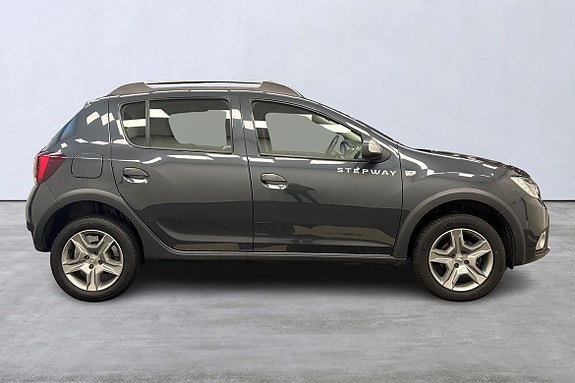 Dacia Sandero Stepway 3 of 5